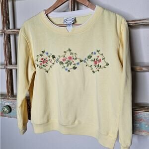 Vintage BIZZIT Collection W/ Floral Embroidery Ladies size Medium